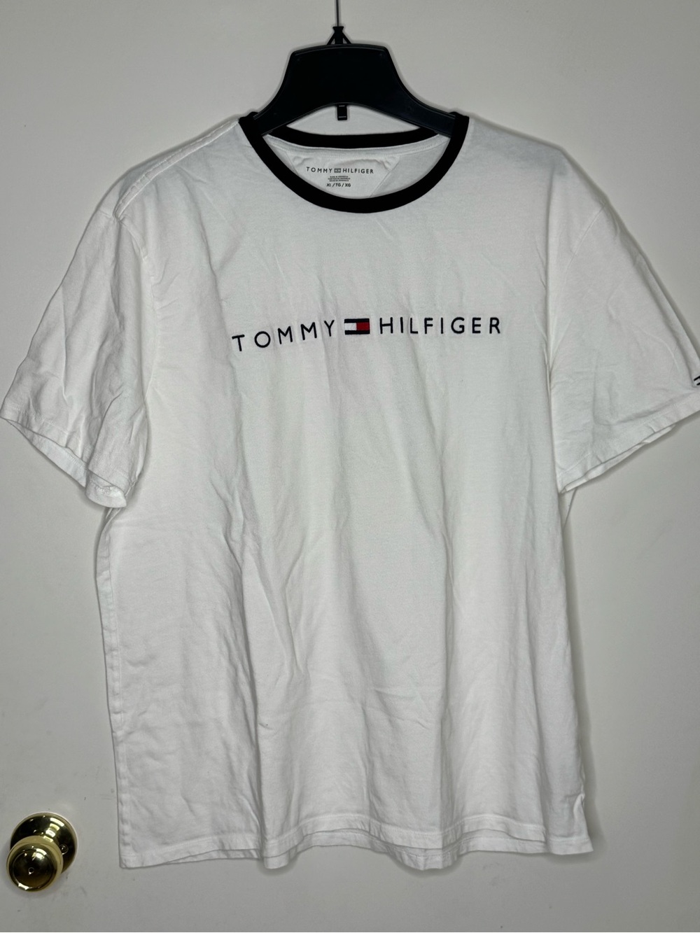 Tommy Hilfiger Men's White Logo Crew Neck T-Shirt